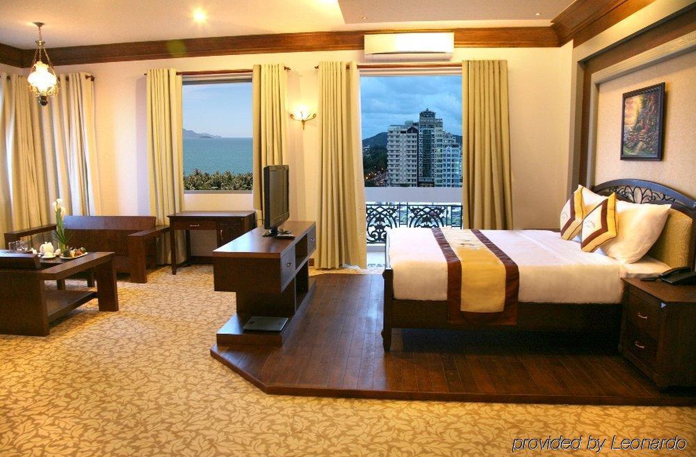 The Sun Hotel Nha Trang Exteriör bild
